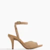 Yolette Sandal In Blonde Castoro
