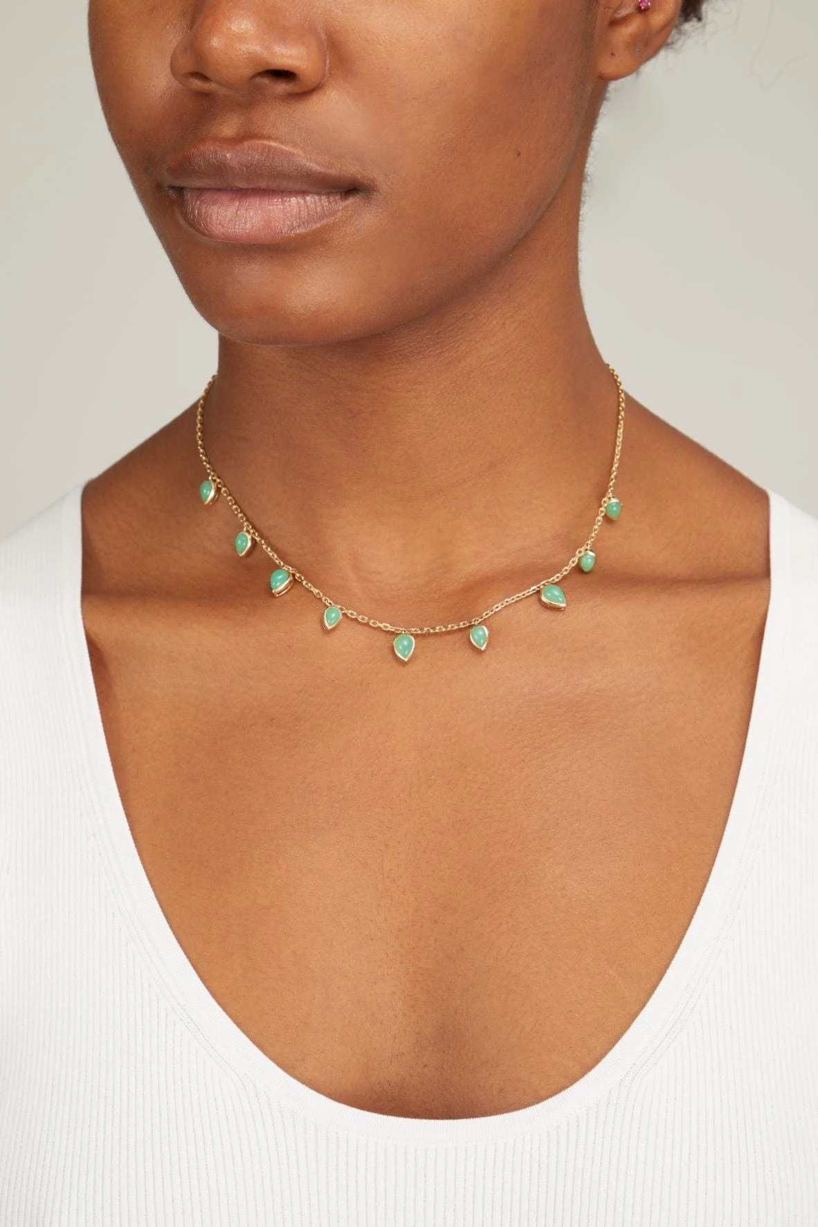Teardrop Necklace In Chrysoprase And Gold - Image 2