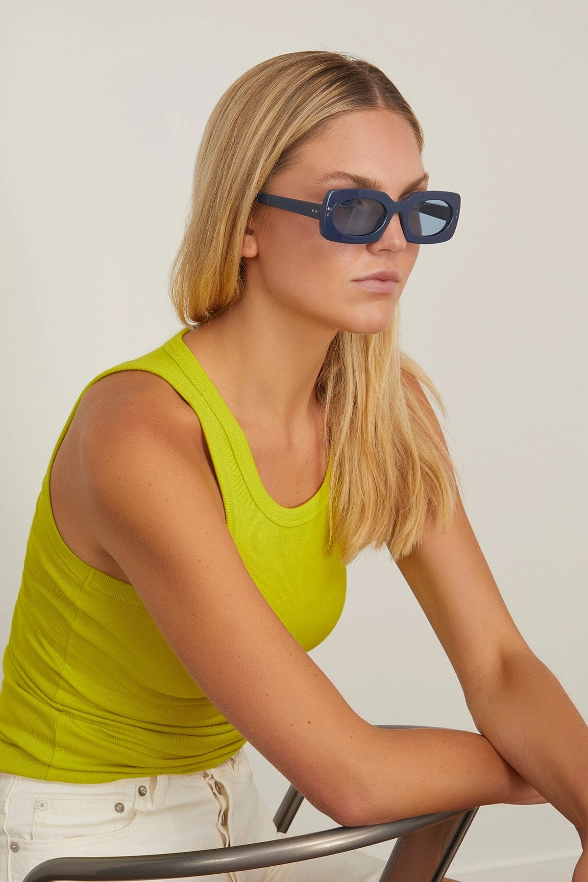 Inez And Vinoodh Rectangle Low Sunglasses In Navy - Image 2