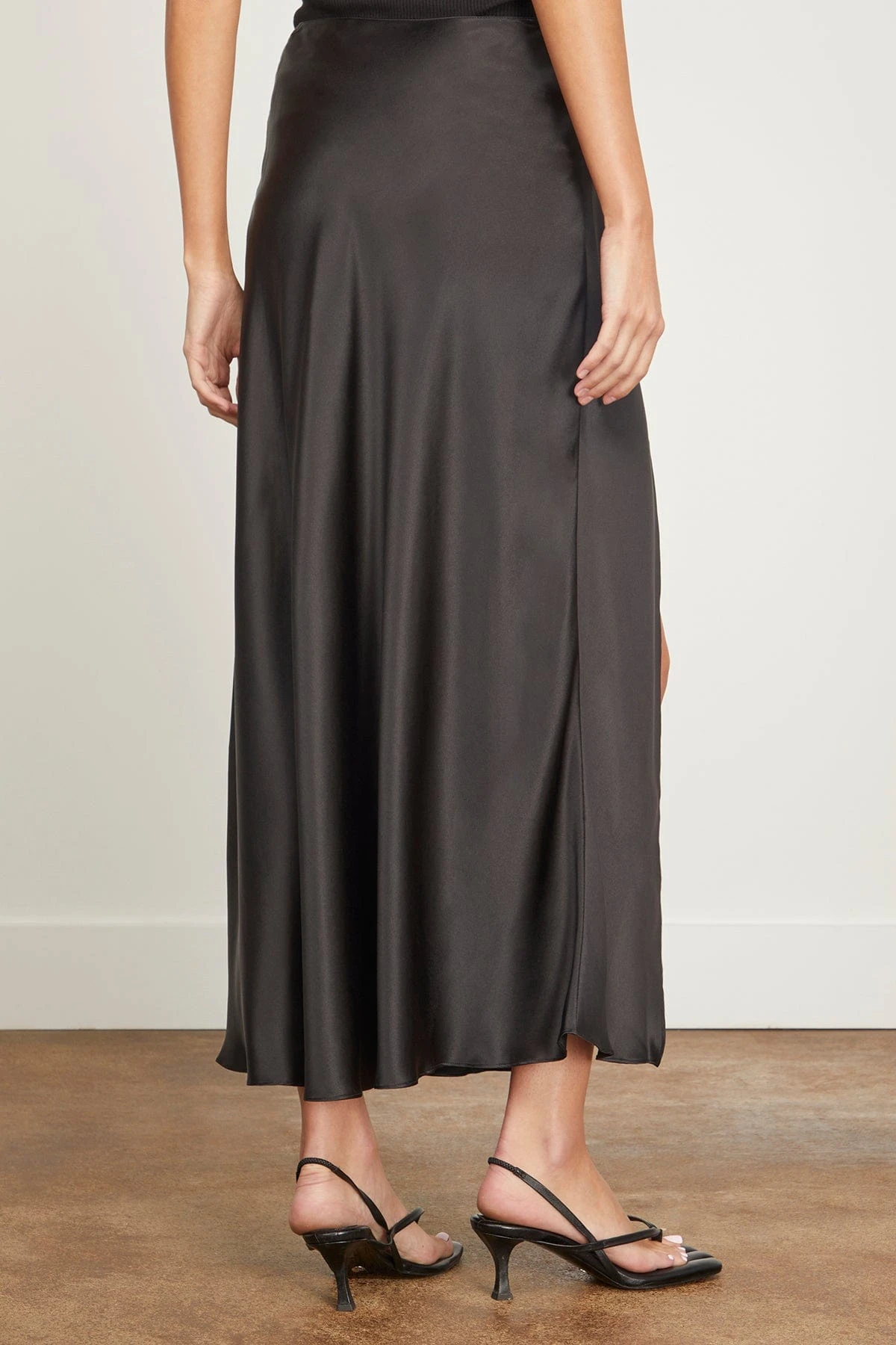 Midi Skirt With High Slit In Black - Image 4