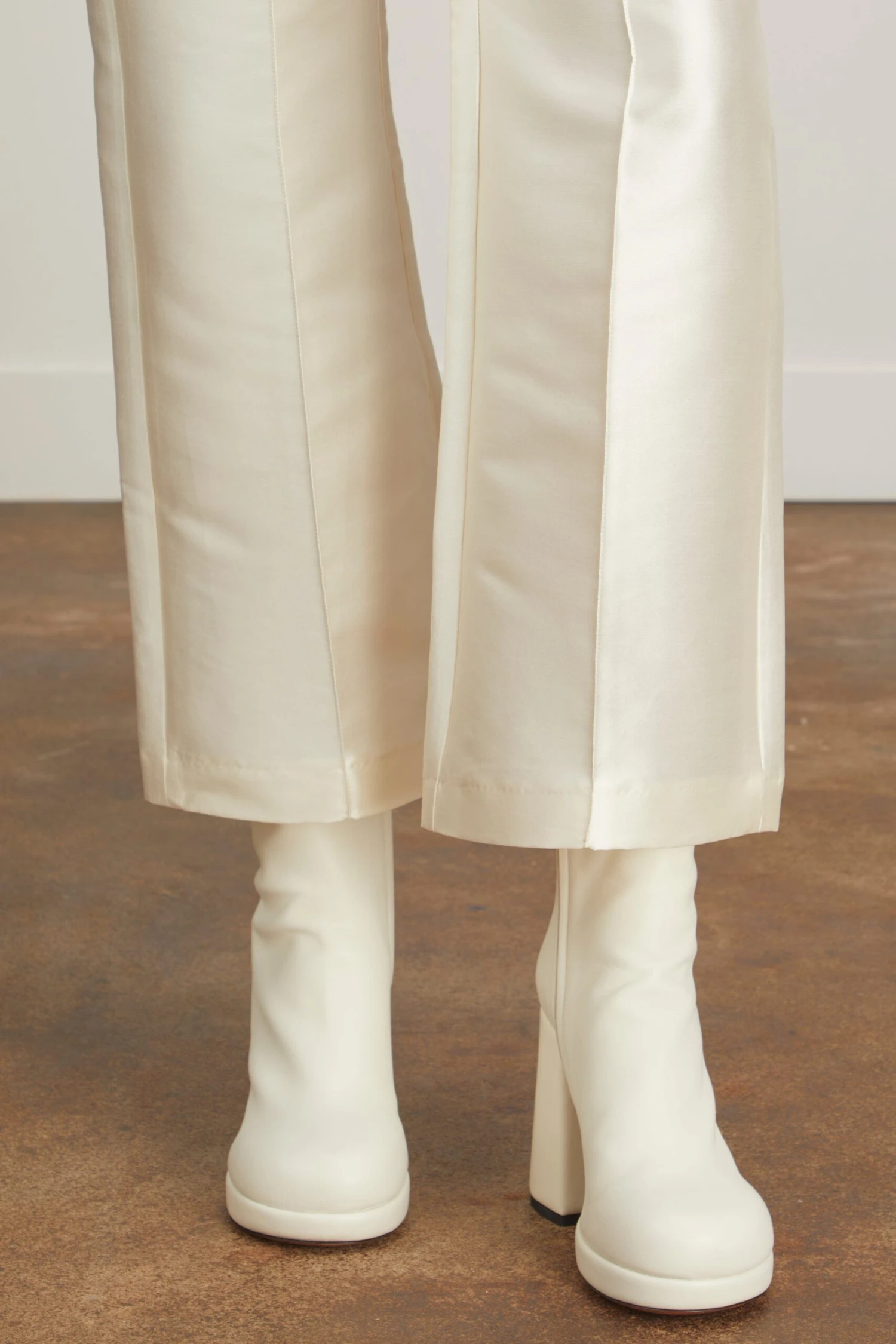 Yoshi Smart Pant In White - Image 5