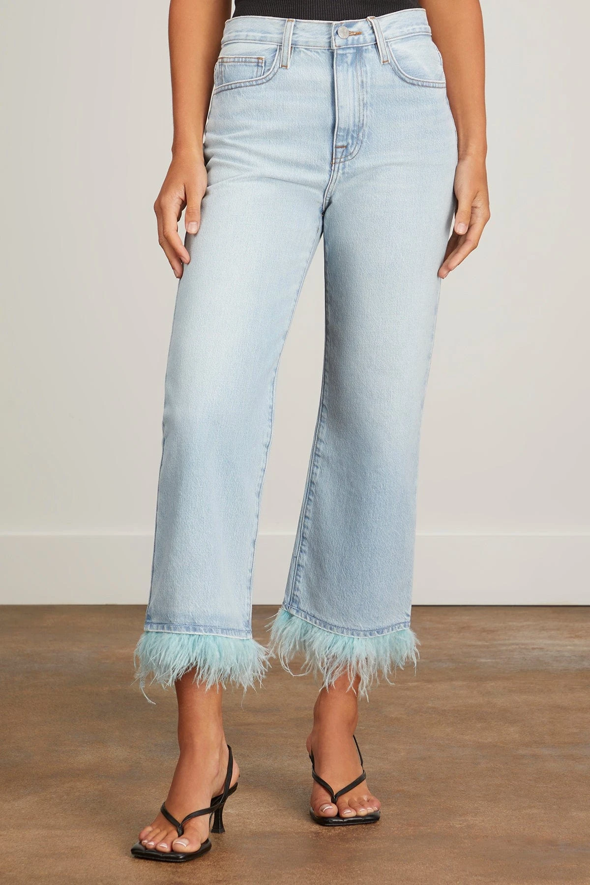 FRAME Le Dancing Jane Crop Jean In Legacy Clean - Image 3