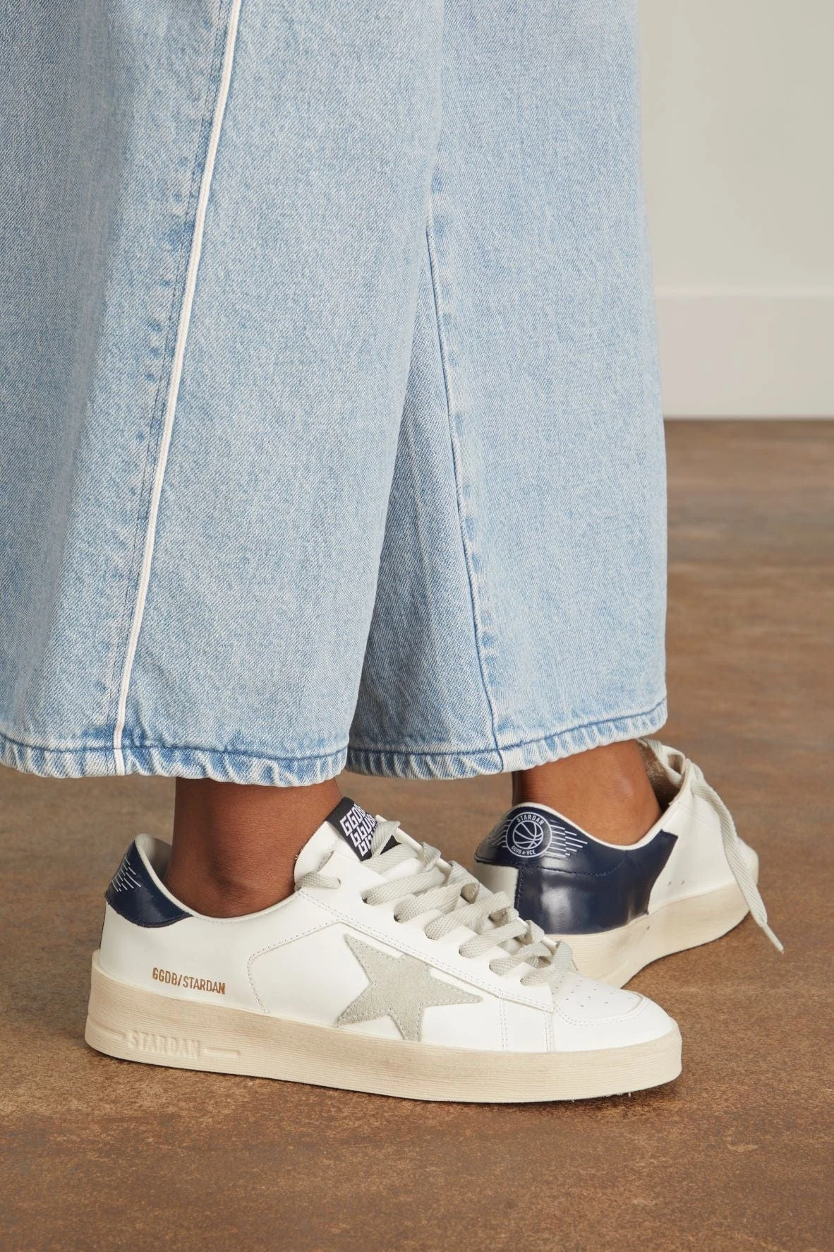 Golden Goose Stardan Sneaker In White/Ice/Black - Image 2