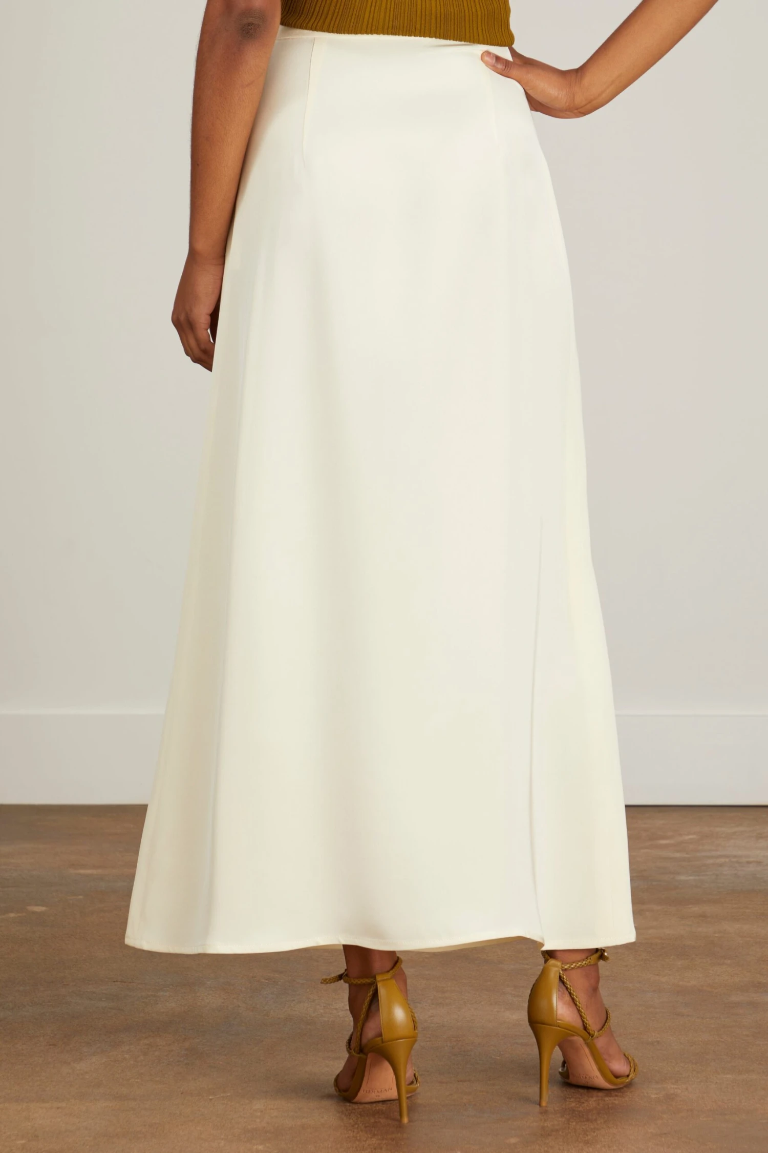Elisabeth Skirt In Off White - Image 4
