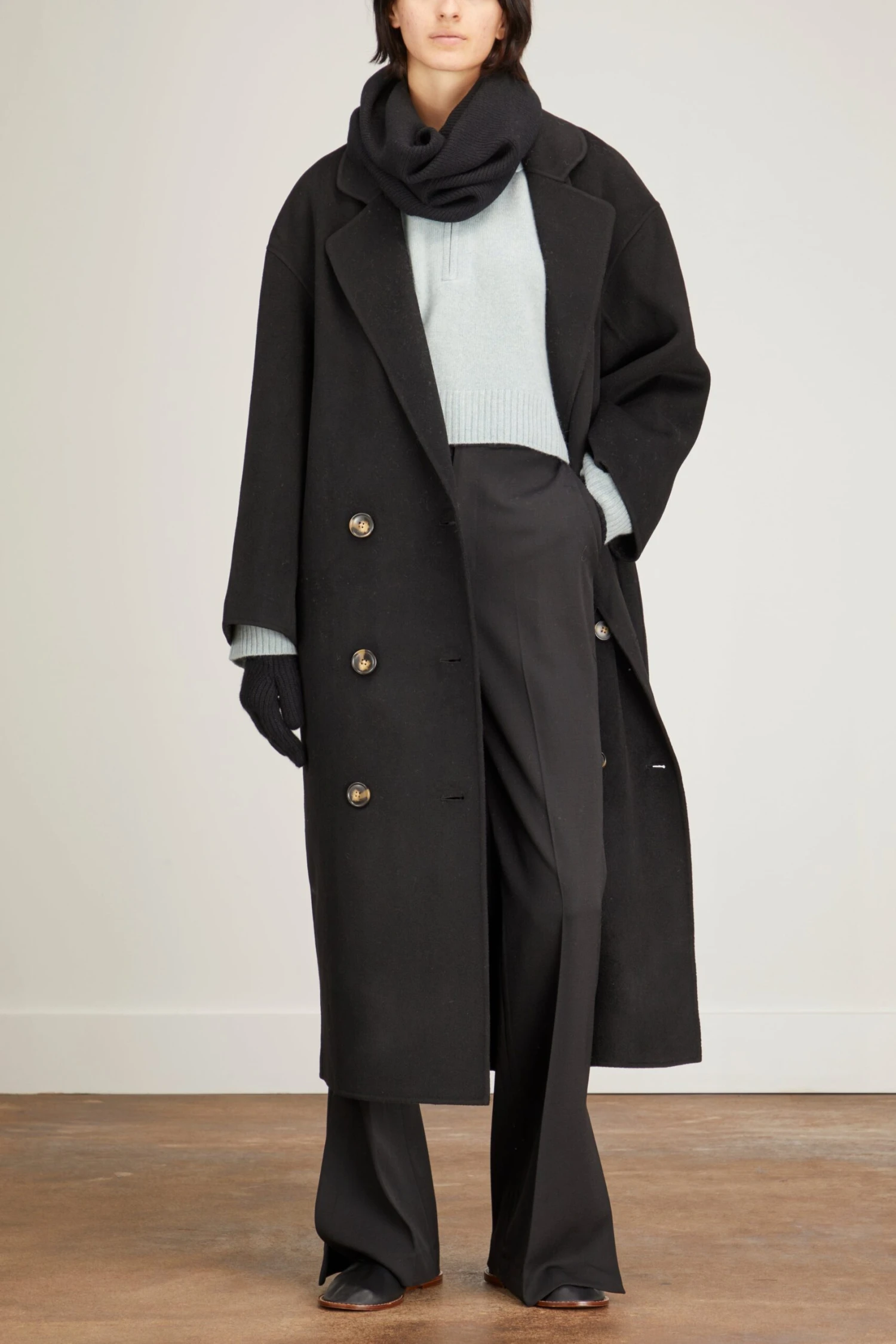 Baltrum Straight Pants In Black - Image 2