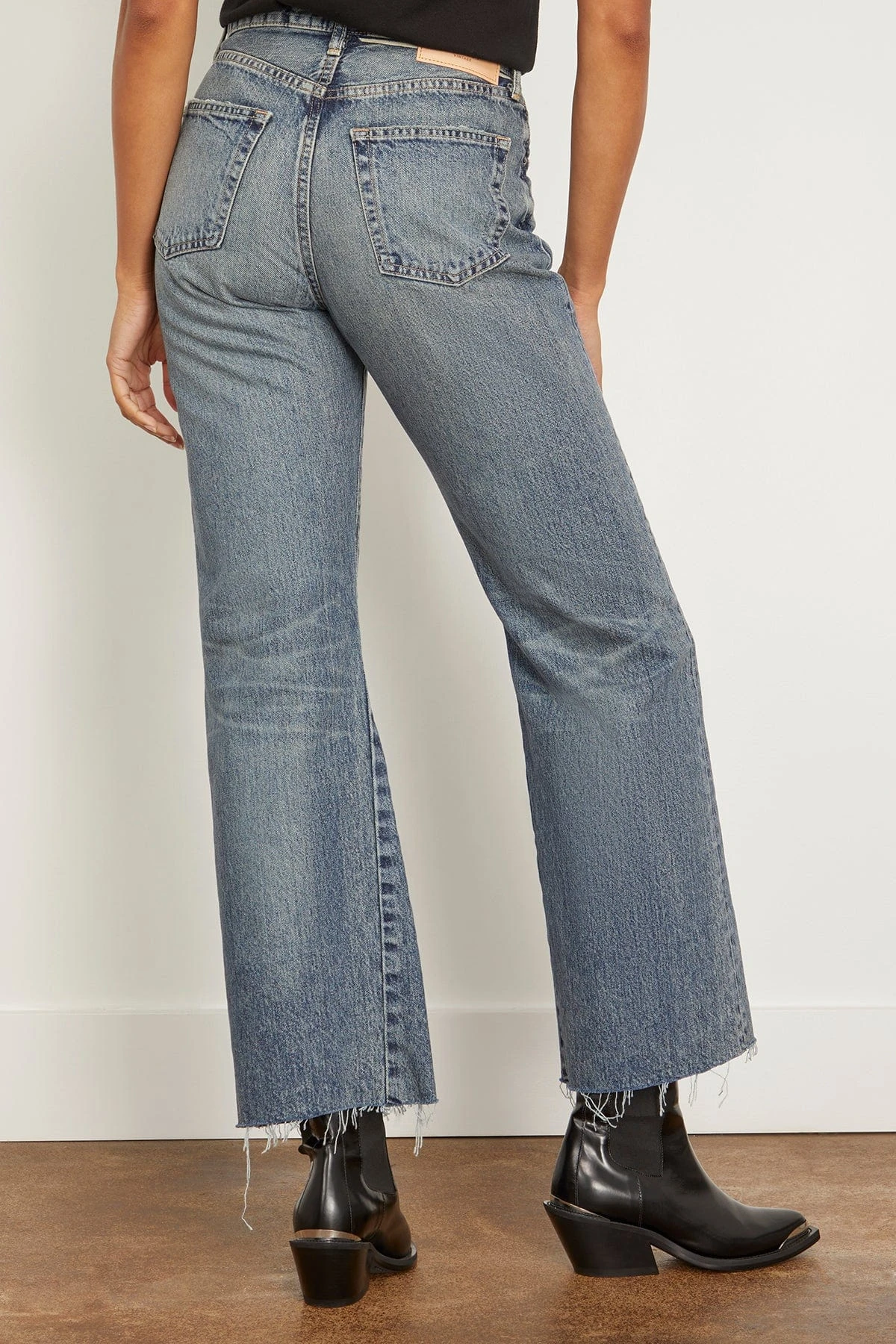 MV Torrey Remake Flare Jean In Blue - Image 4