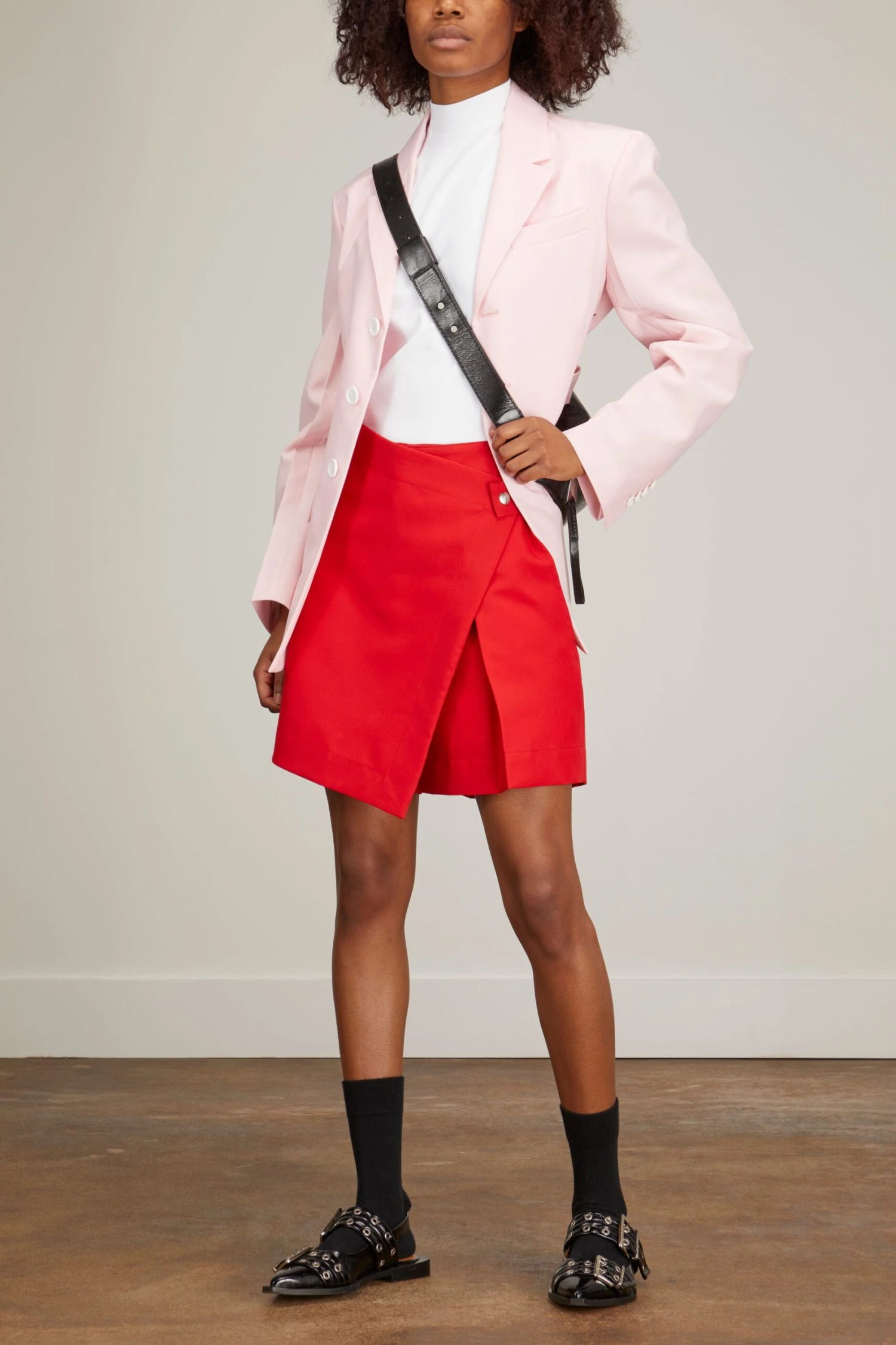 Short Trouser In Red Fire - Image 2