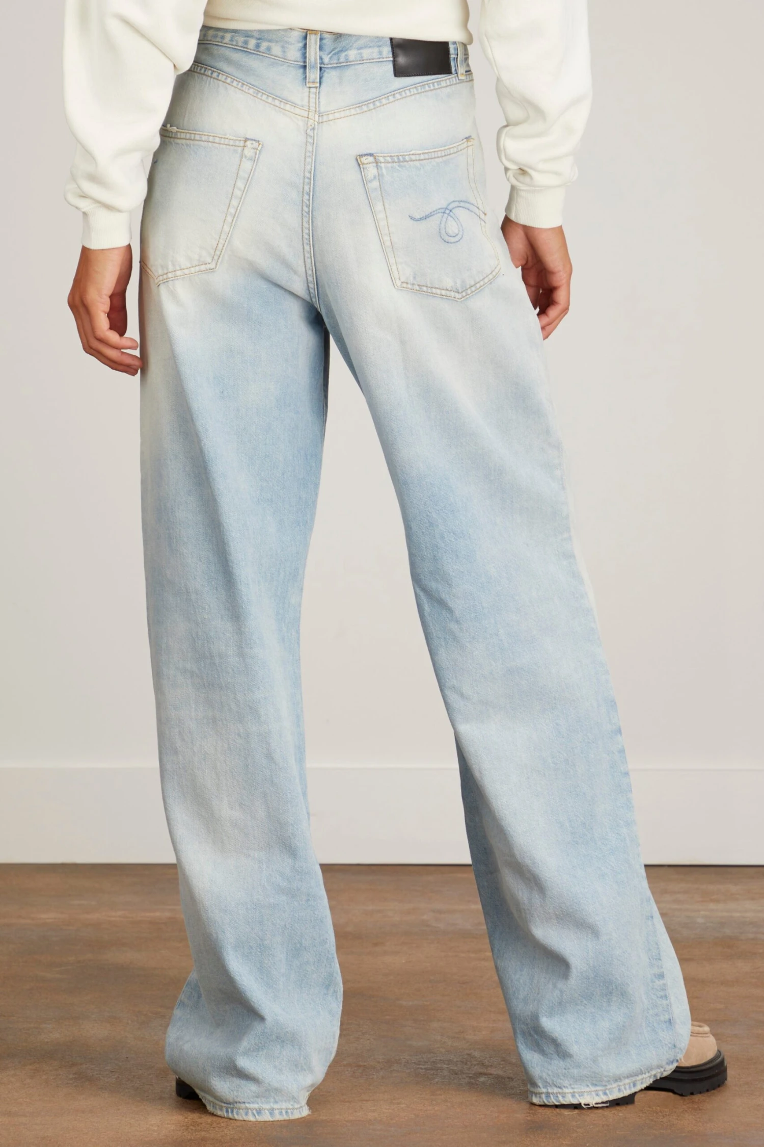 R13 Damon Pleated Wide Leg Jean In Lennon Blue - Image 4