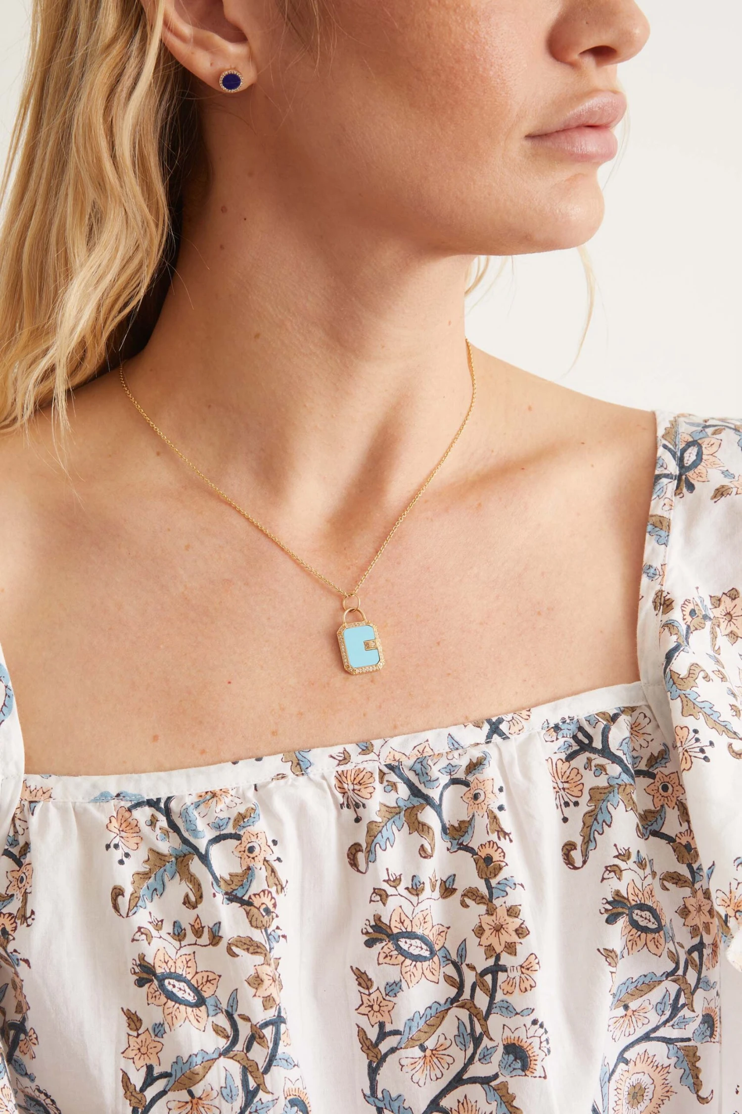 Lock Pendant In Turquoise And Diamond - Image 2