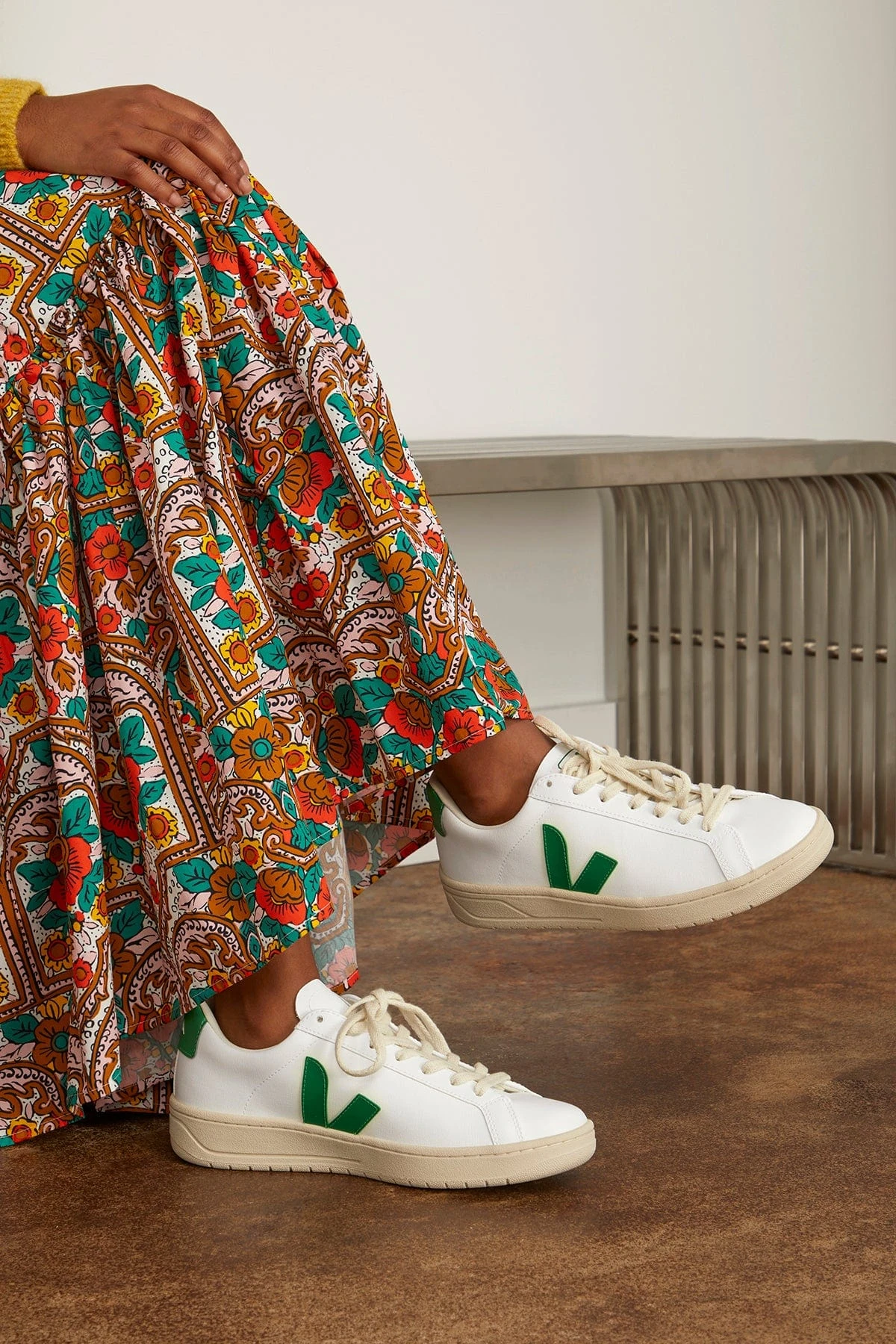 Veja Urca Sneaker In White Emeraude - Image 2