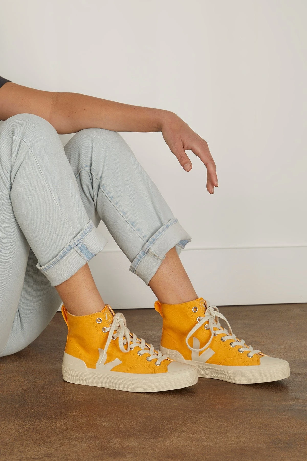 Veja Wata II Sneakers In Oasis Pierre - Image 2