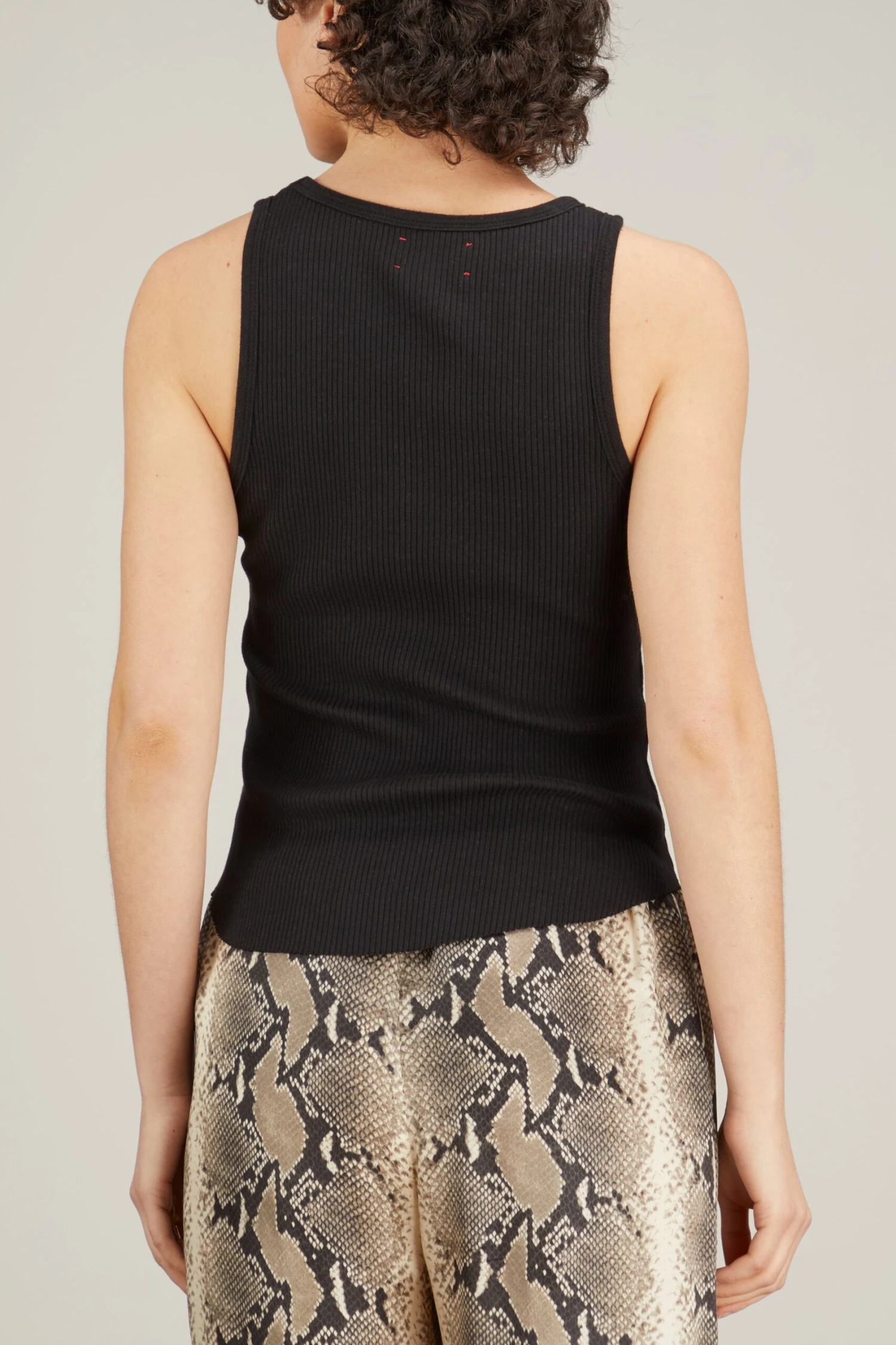 Arynn Tank Top In Black - Image 4